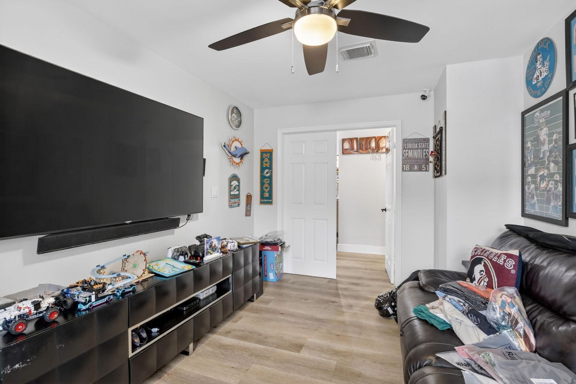 1051 NW 124th Terrace, Sunrise, FL 33323 Photo