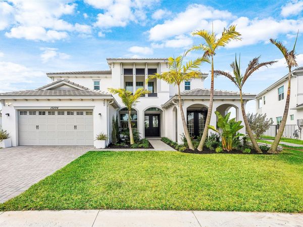 15294 Wildwood Cir, Loxahatchee, FL 33470