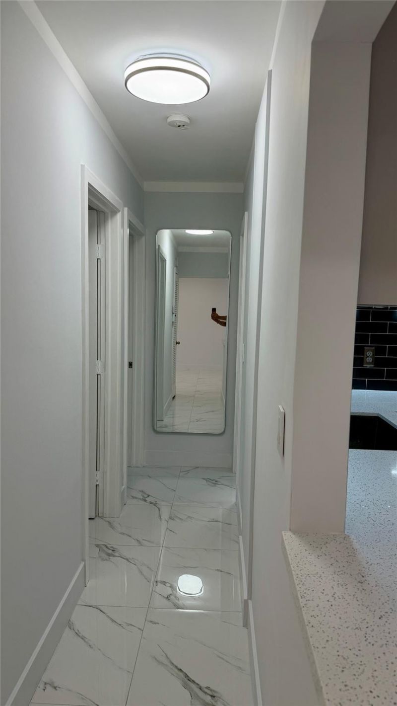 2250 NE 66th Street, Unit 1504, Fort Lauderdale, FL 33308 Photo