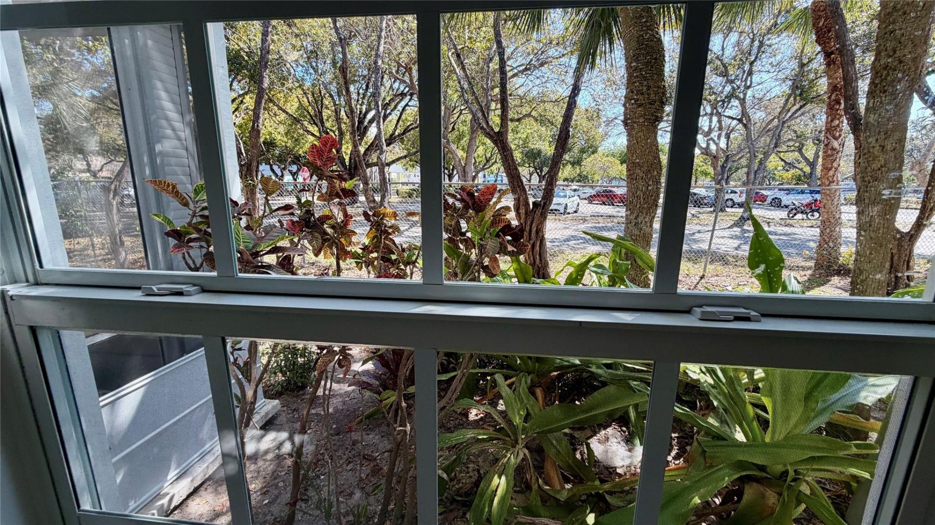 2250 NE 66th Street, Unit 1504, Fort Lauderdale, FL 33308 Photo