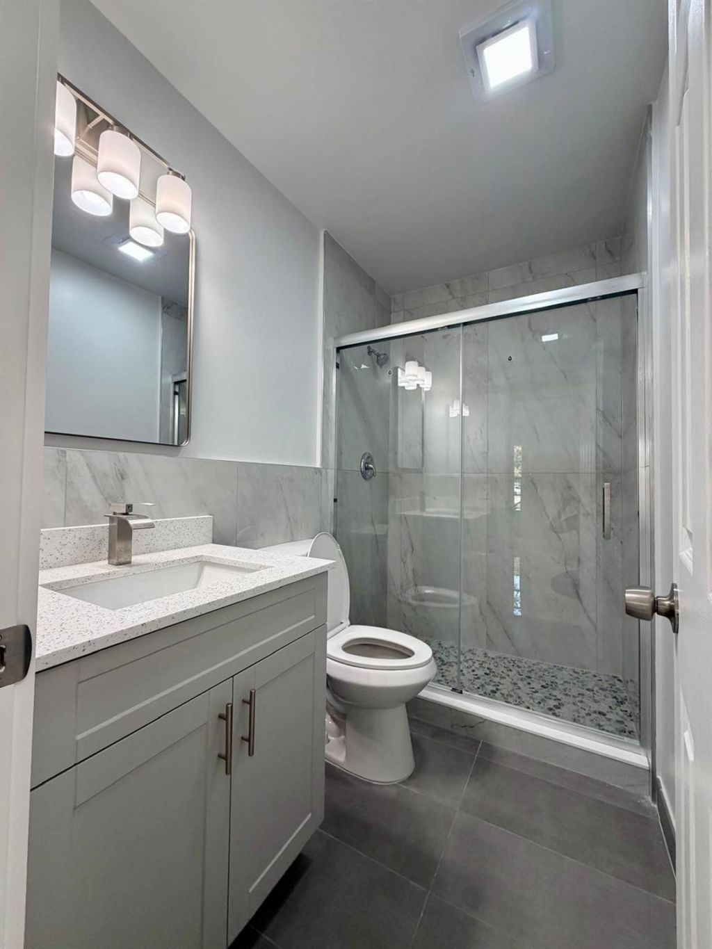 2250 NE 66th Street, Unit 1504, Fort Lauderdale, FL 33308 Photo