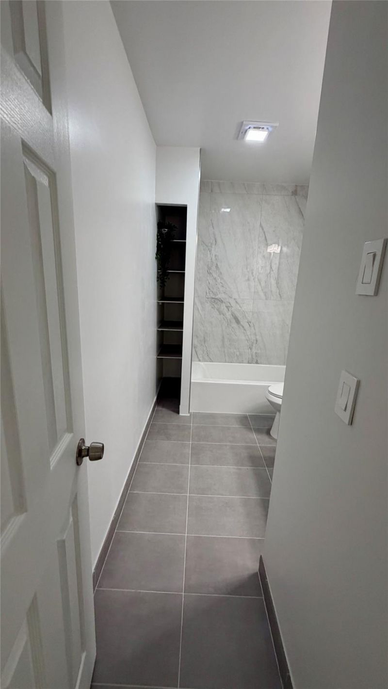 2250 NE 66th Street, Unit 1504, Fort Lauderdale, FL 33308 Photo