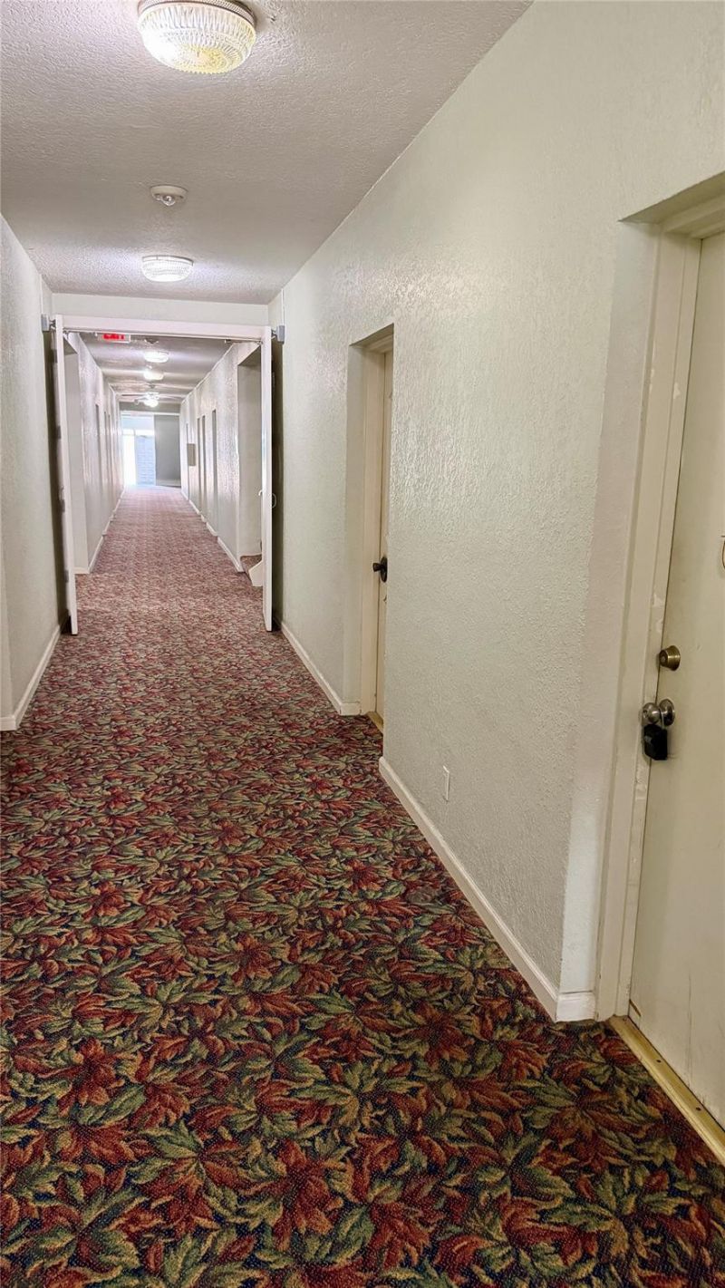 2250 NE 66th Street, Unit 1504, Fort Lauderdale, FL 33308 Photo