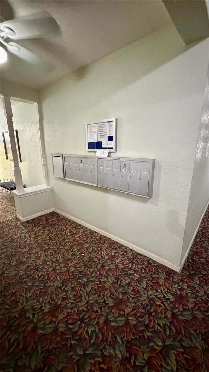 2250 NE 66th Street, Unit 1504, Fort Lauderdale, FL 33308 Photo