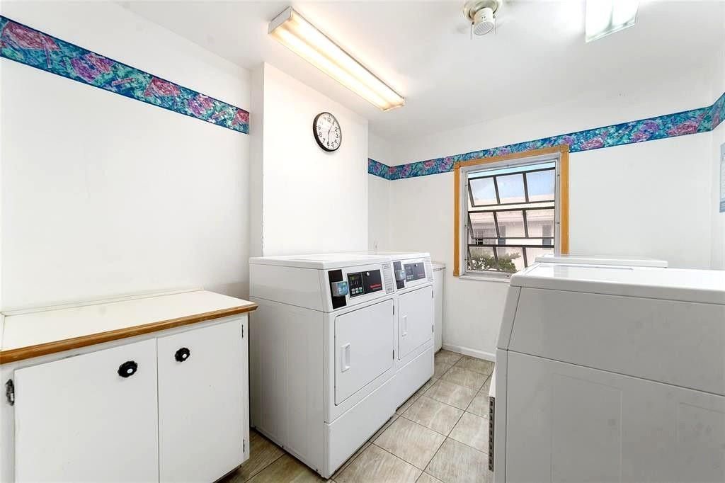 2250 NE 66th Street, Unit 1504, Fort Lauderdale, FL 33308 Photo