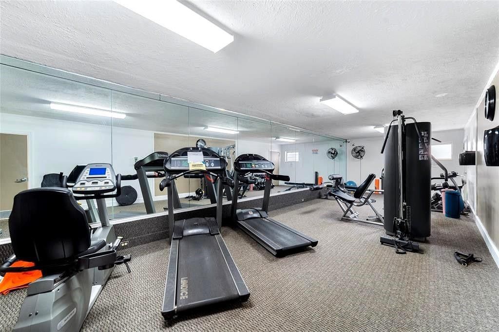 2250 NE 66th Street, Unit 1504, Fort Lauderdale, FL 33308 Photo