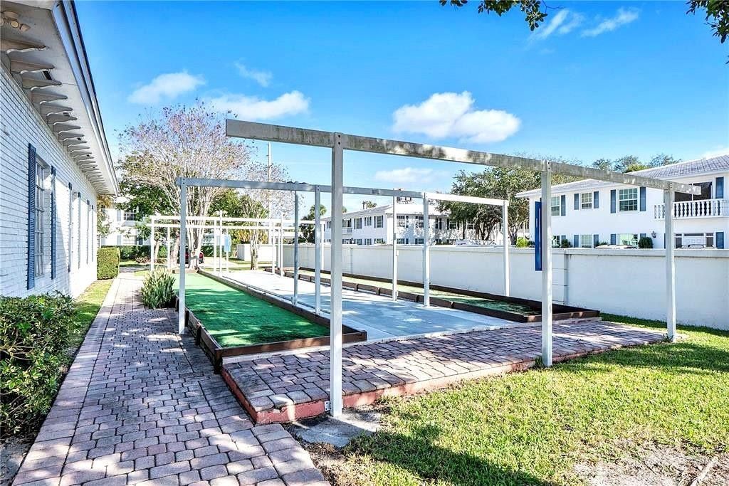 2250 NE 66th Street, Unit 1504, Fort Lauderdale, FL 33308 Photo