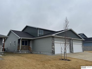 3575 Little Bluestem Road, Fremont, NE 68025