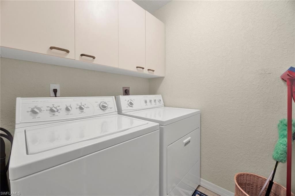 386 Emerald Bay Cir, Unit G-4, Naples, FL 34110 Photo