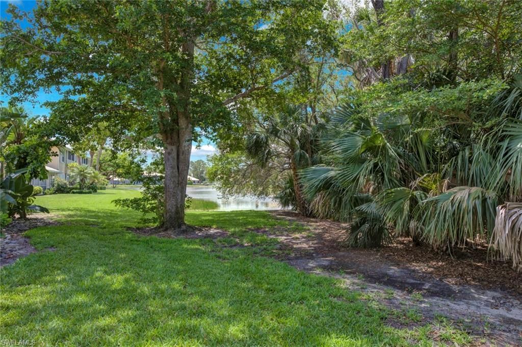 386 Emerald Bay Cir, Unit G-4, Naples, FL 34110 Photo