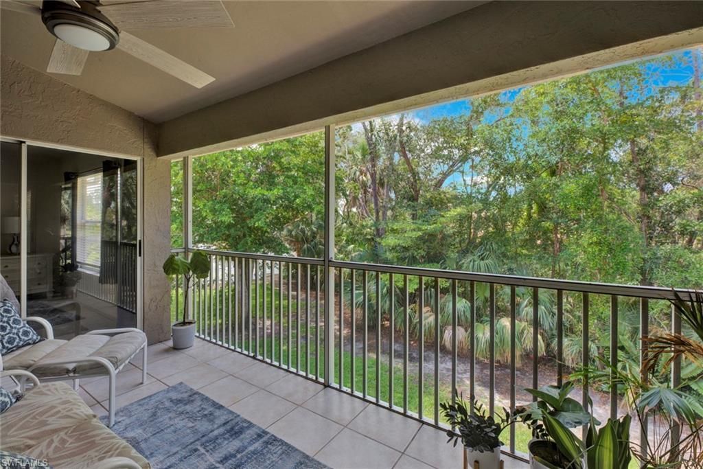 386 Emerald Bay Cir, Unit G-4, Naples, FL 34110 Photo