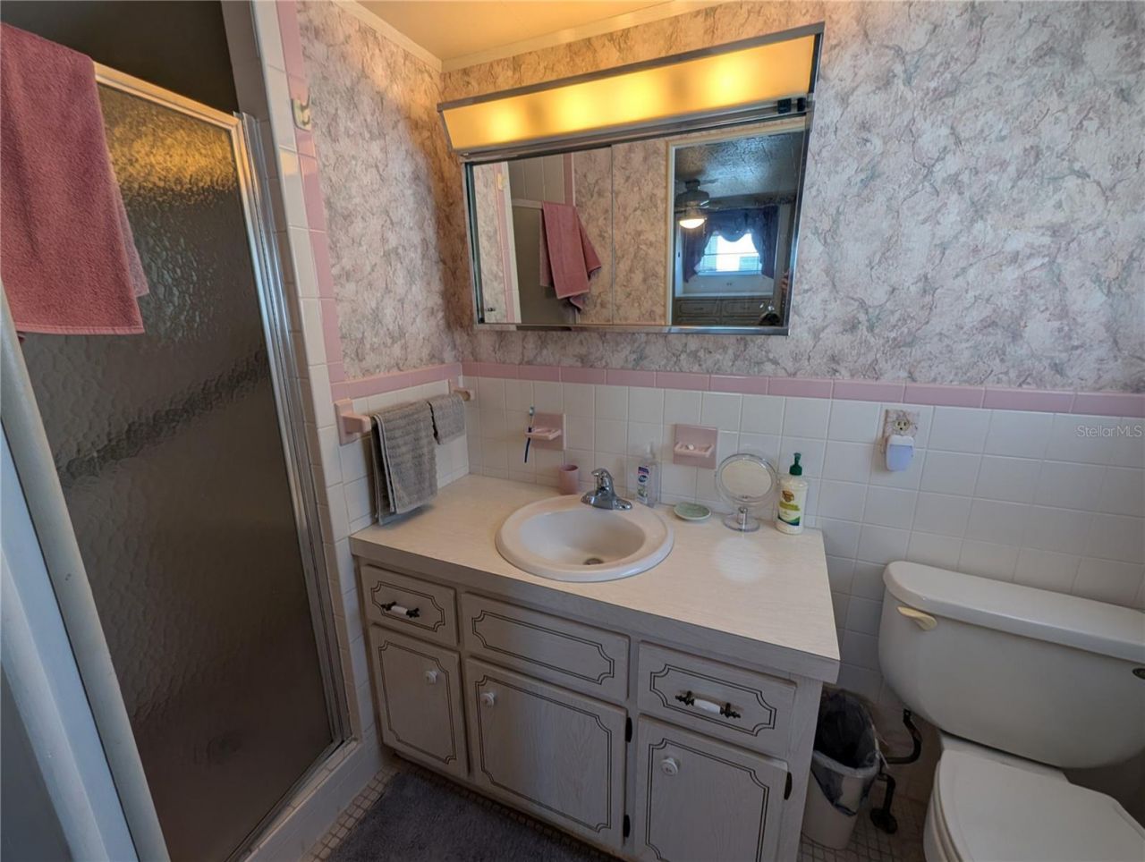 107 48th Avenue Drive W, Bradenton, FL 34207 Photo