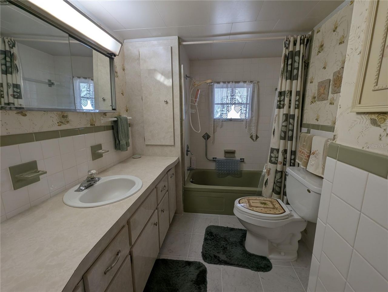 107 48th Avenue Drive W, Bradenton, FL 34207 Photo