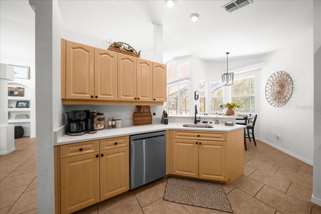 8583 N Tibet Terrace, Dunnellon, FL 34433 Photo