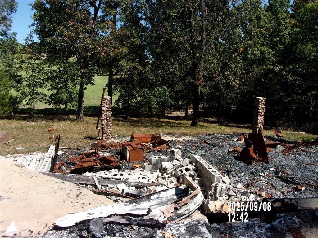 21 Tohatchi Circle , Cherokee Village, AR 72529 Main Photo