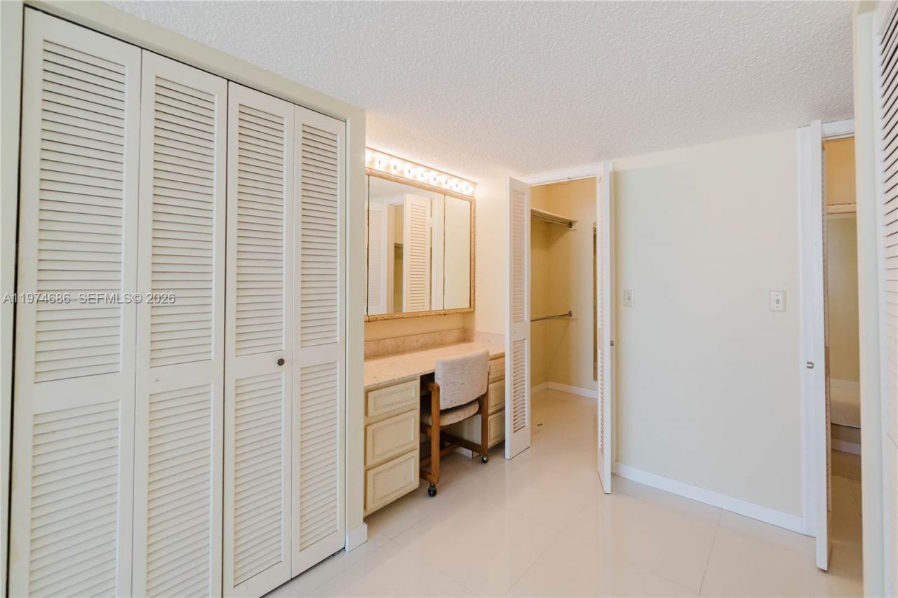 11 Island Ave , Unit 1410, Miami Beach, FL 33139 Photo