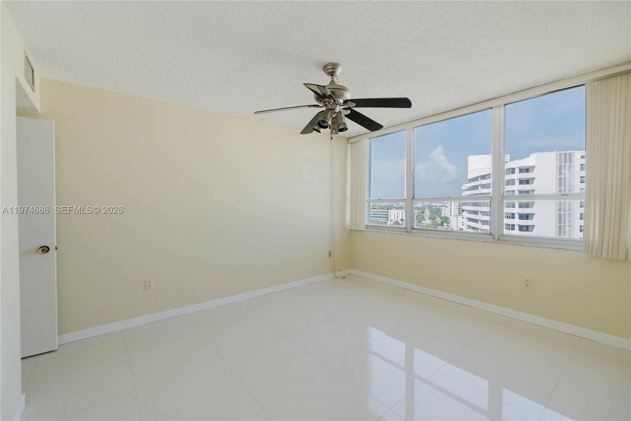 11 Island Ave , Unit 1410, Miami Beach, FL 33139 Photo