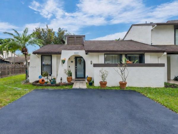 12736 SW 68th Lane, Miami, FL 33183
