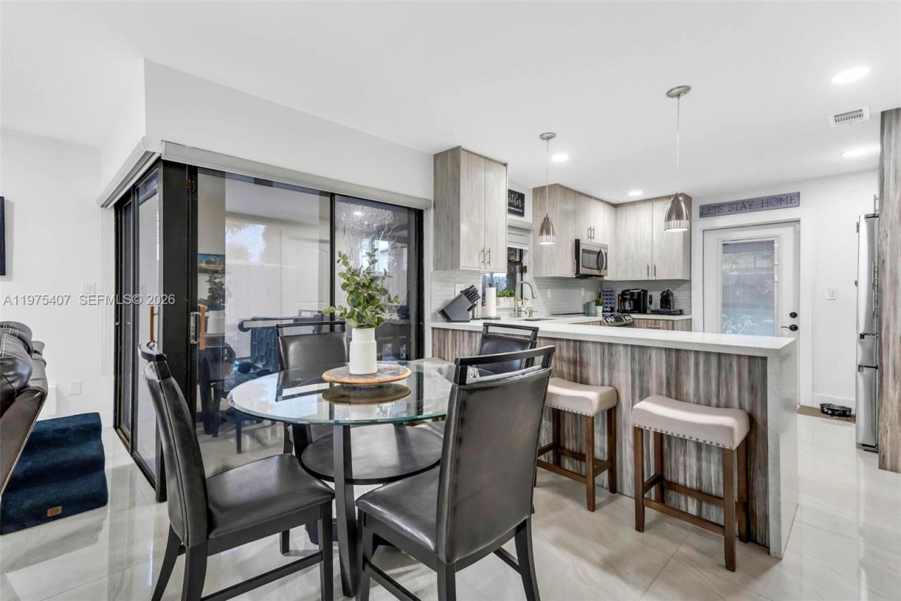 12736 SW 68th Lane, Miami, FL 33183 Photo