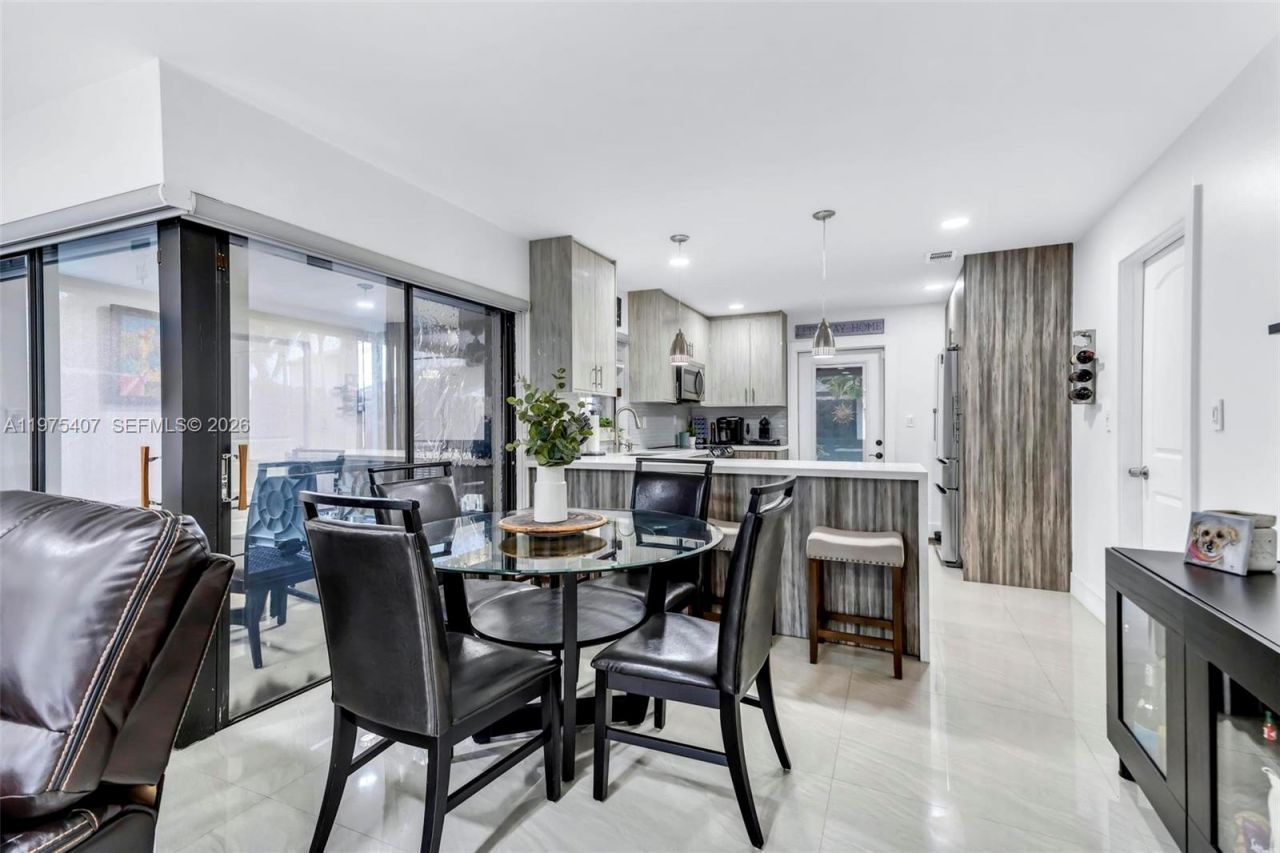 12736 SW 68th Lane, Miami, FL 33183 Photo