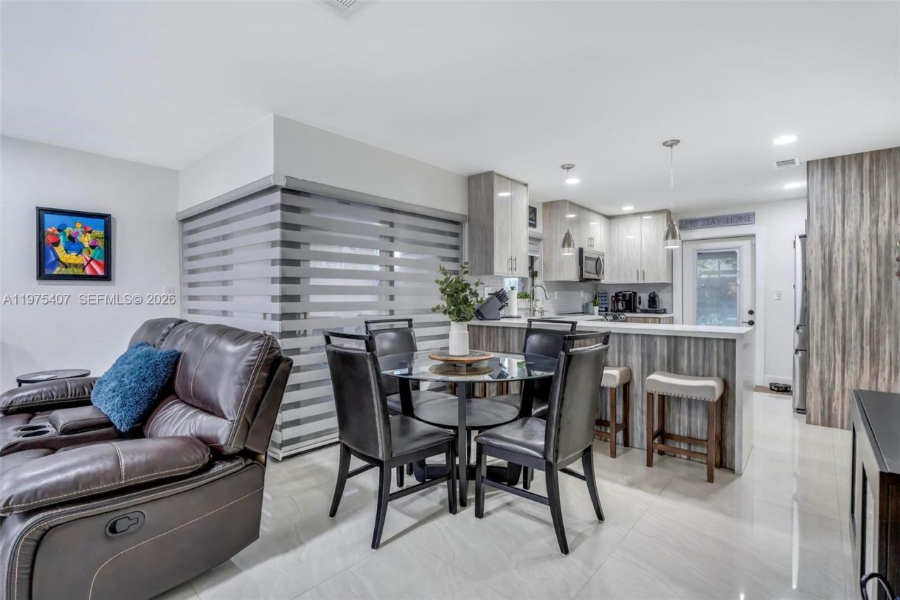 12736 SW 68th Lane, Miami, FL 33183 Photo