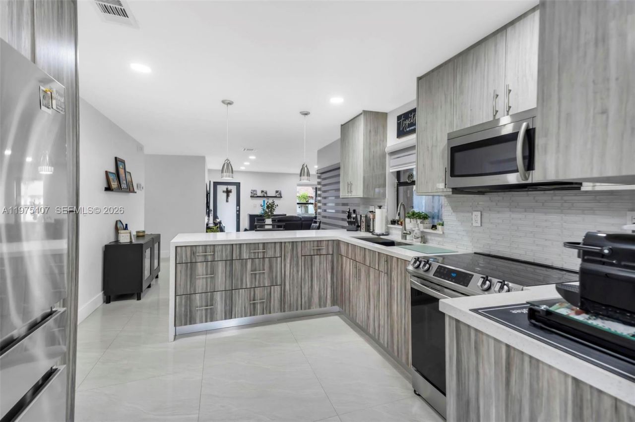 12736 SW 68th Lane, Miami, FL 33183 Photo