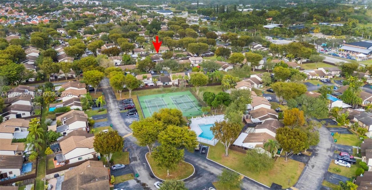 12736 SW 68th Lane, Miami, FL 33183 Photo