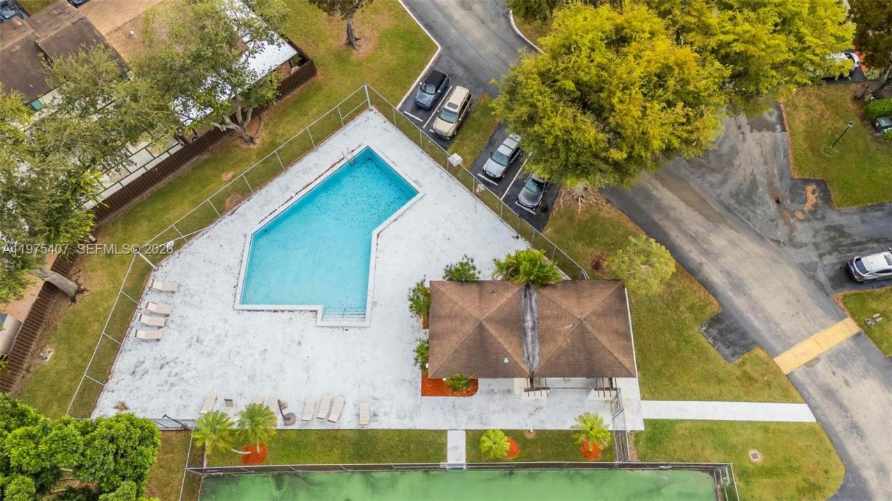 12736 SW 68th Lane, Miami, FL 33183 Photo