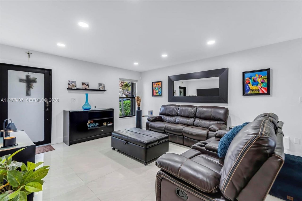 12736 SW 68th Lane, Miami, FL 33183 Photo