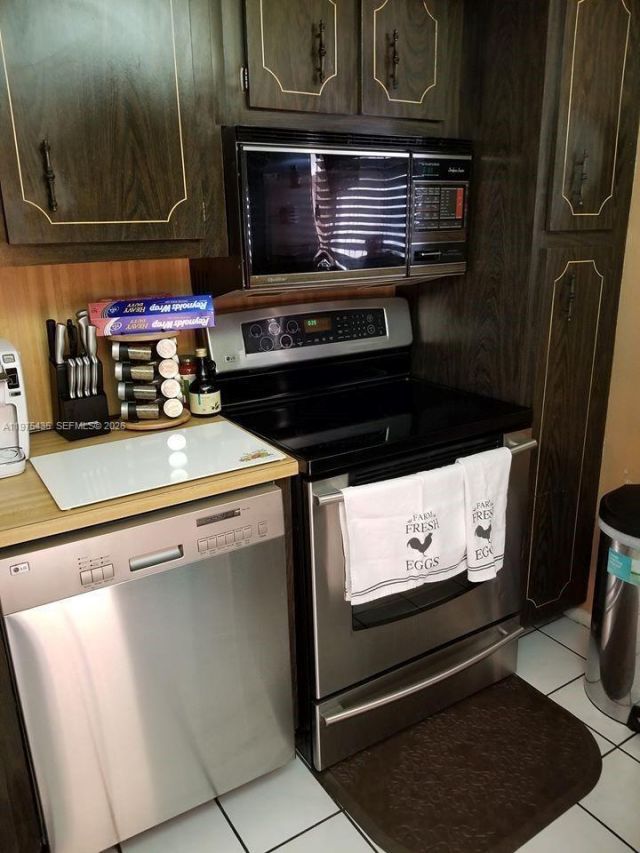 8301 Sands Point Blvd, Unit S202, Tamarac, FL 33321 Photo