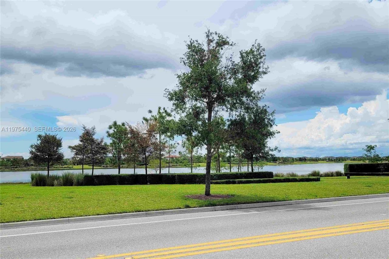 1200 Sterling Pine Place, Loxahatchee, FL 33470 Photo