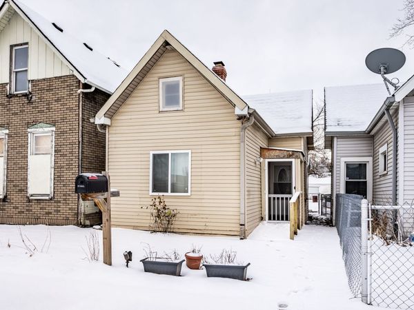 215 Kansas Street , Indianapolis, IN 46225