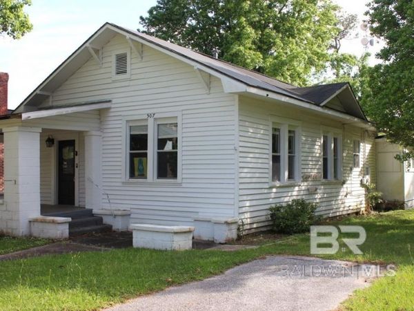 507 Palafox Street, Flomaton, AL 36441