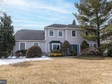 1710 THORNBURY LANE , MAPLE GLEN, PA 19002