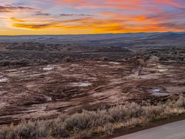 9799 N Springer Lane, Eagle, ID 83616