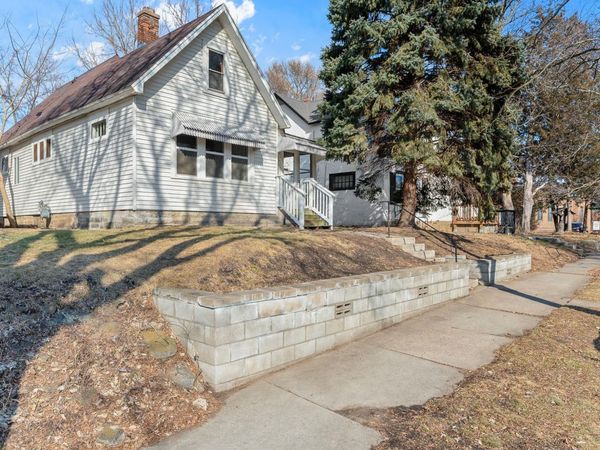 673 Jessamine Avenue E, Saint Paul, MN 55106