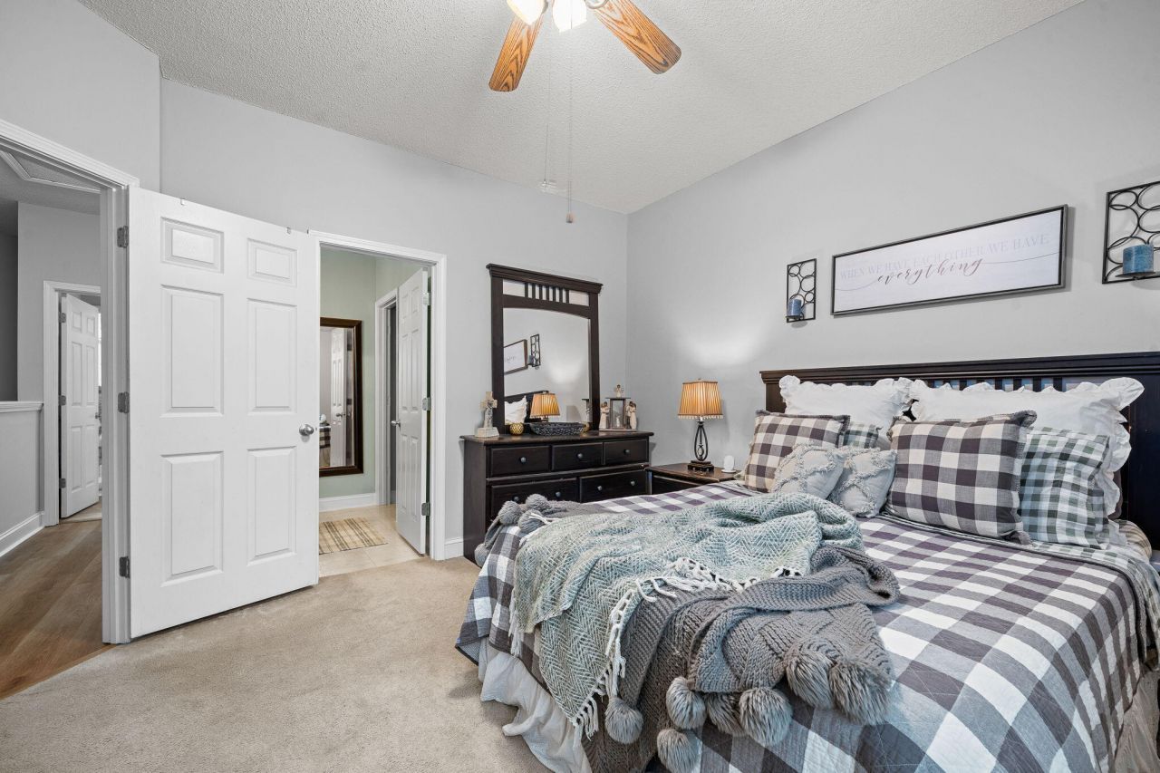 4579 Great Oak Drive Photo 25