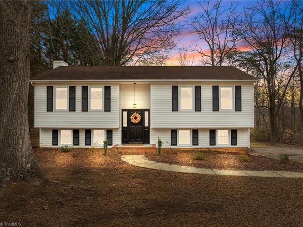 1335 Lynndale Drive , Winston-Salem, NC 27106