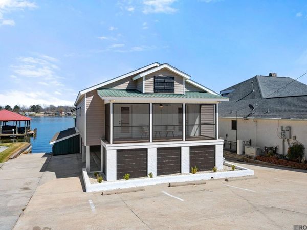 7928 False River Rd, Oscar, LA 70762