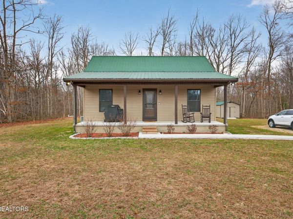 4066 Cumberland Lakes Drive , Monterey, TN 38574
