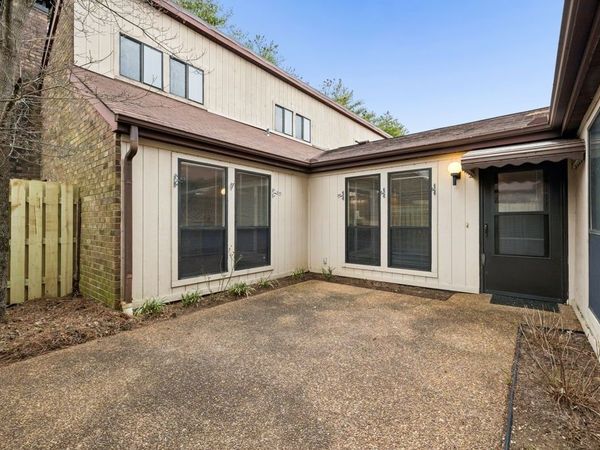 614 Weatherbeaten Pl, Hermitage, TN 37076