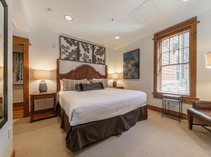 8001 Northstar Drive, Truckee, CA 96161 Photo