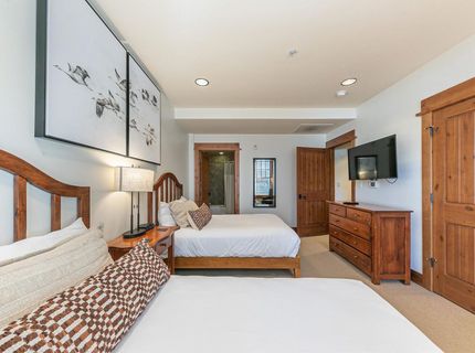 8001 Northstar Drive, Truckee, CA 96161 Photo