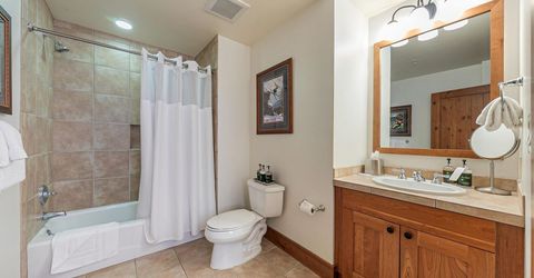 8001 Northstar Drive, Truckee, CA 96161 Photo