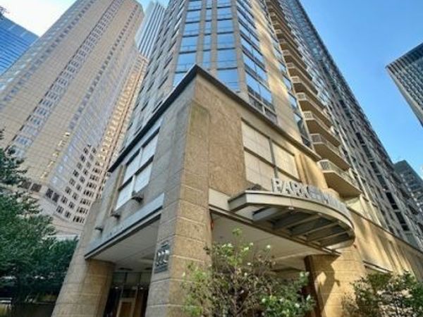 222 N COLUMBUS Drive , Unit 1407, Chicago, IL 60601