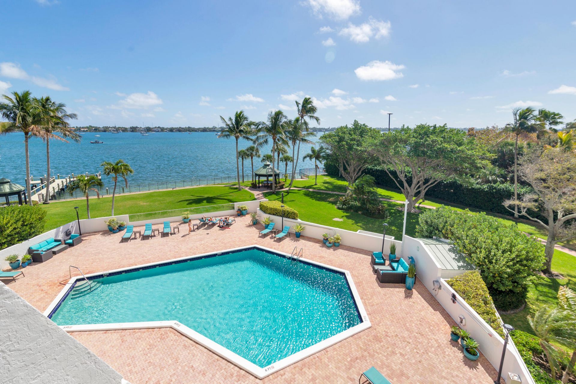 5200 N Flagler Drive, Unit 404, West Palm Beach, FL 33407 Photo