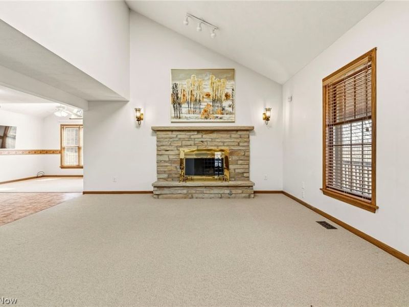 380 E 2nd Street, Zoar, OH 44697 Photo 10