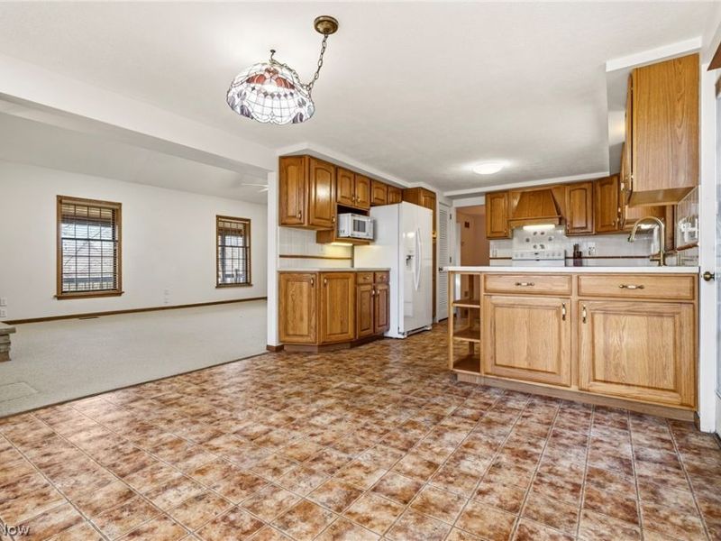 380 E 2nd Street, Zoar, OH 44697 Photo 13