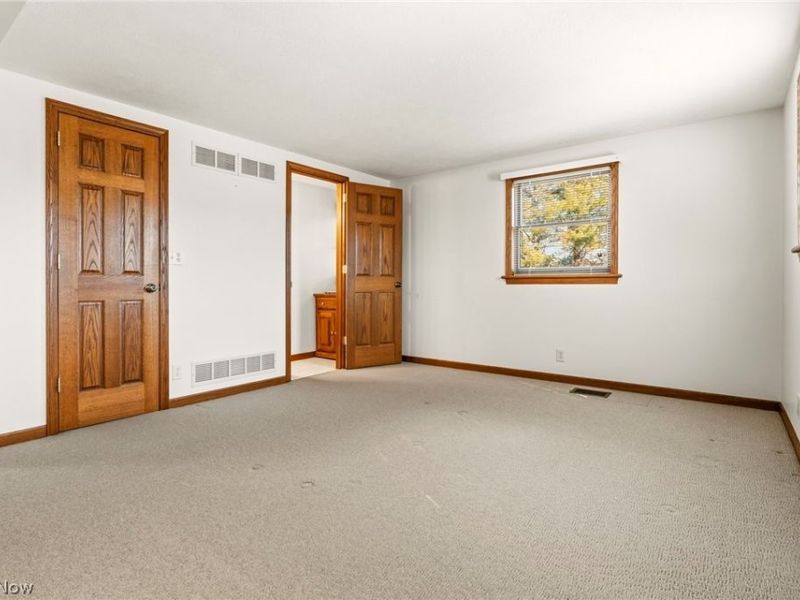 380 E 2nd Street, Zoar, OH 44697 Photo 24