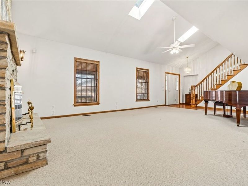 380 E 2nd Street, Zoar, OH 44697 Photo 9